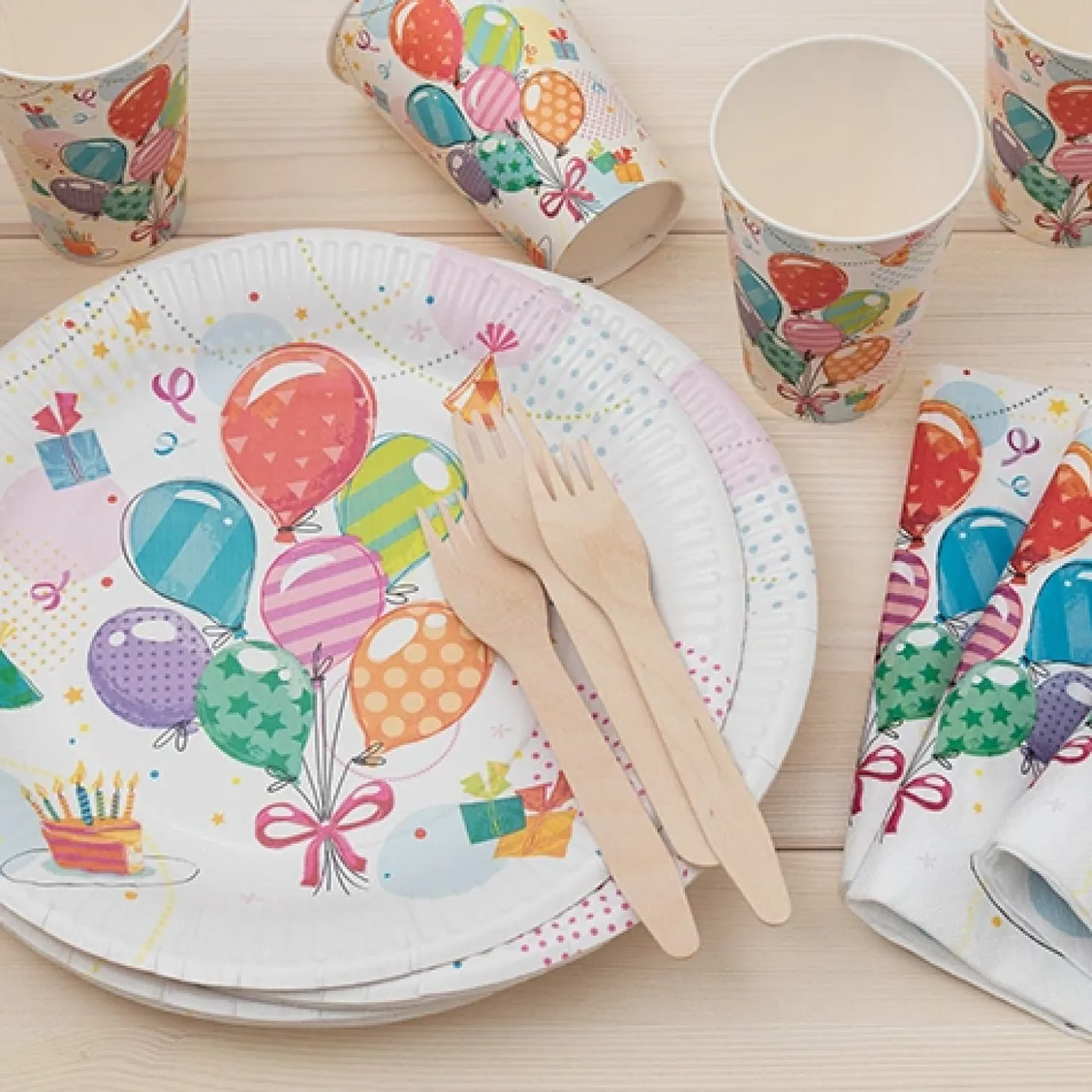 PAPSTAR Servietten, 3-lagig 1/4-Falz 33 cm x 33 cm "Fete"