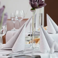 PAPSTAR Servietten "ROYAL Collection" 1/4-Falz 40 cm x 40 cm champagner "Elegance"