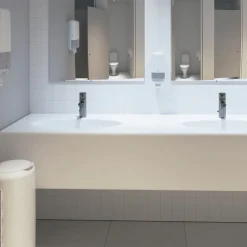 Tork Elevation Spender für Seifen- und Hautpflegeprodukte S4 1000 ml